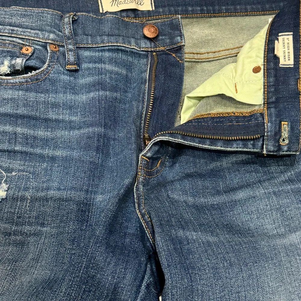 MADEWELL Distressed High Riser Skinny Jeans - Picture 10 of 12